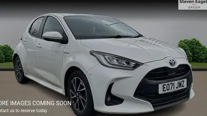 Used Toyota Yaris Hybrid Design 116 HP (85 kW) 2026 Hatchback