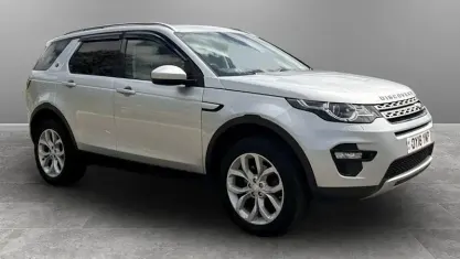 Second-hand Land Rover Discovery Sport HSE 179 CP (131 kW) 2019 SUV