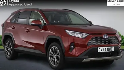 Usado Toyota RAV4 Design 218 HP (160 kW) 2025 SUV