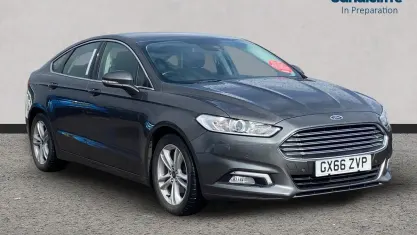 Used Ford Mondeo Zetec 160 HP (117 kW) 2015 Grey Hatchback