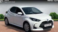 Used 2025 Toyota Yaris Hybrid Hatchback | £15,435 (Super price)