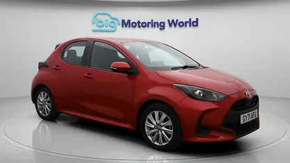 Used 2025 Toyota Yaris Hybrid Hatchback | £14,600 (Super price)