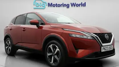 Used Nissan Qashqai N-Connecta 140 HP (102 kW) 2023 Red SUV