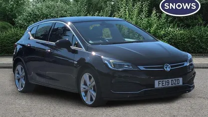 Used Vauxhall Astra SRi 136 HP (100 kW) 2019 Black Hatchback