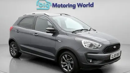 Begagnad Ford Ka Plus Active 86 HK (63 kW) 2019 Grå Halvkombi