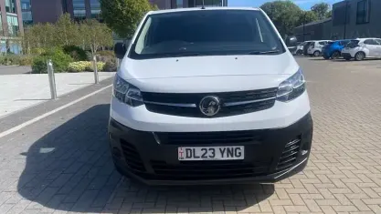 Used Vauxhall Vivaro 101 HP (74 kW) 2023 MPV