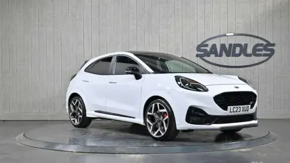 Used Ford Puma ST 200 HP (147 kW) 2023 White SUV