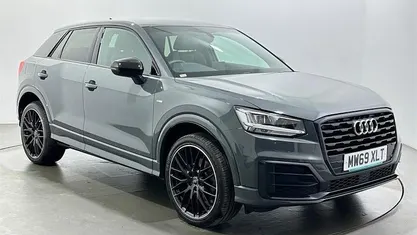 Used Audi Q2 Black Edition 150 HP (110 kW) 2020 Grey SUV