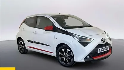 Used Toyota Aygo Trend 72 HP (52 kW) 2020 White Hatchback