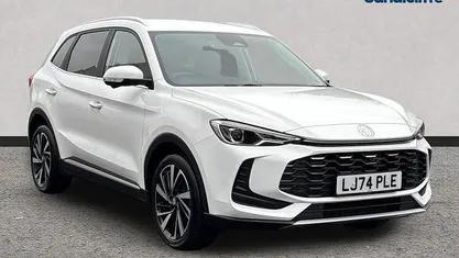 Solid arctic white Used 2024 MG ZS Trophy Hatchback | £16,618 (Fair price)