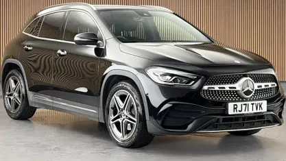 Used Mercedes GLA180 AMG Line Premium 136 HP (100 kW) 2021 Black SUV