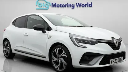 Used Renault Clio V RS Line 90 HP (66 kW) 2023 White Hatchback