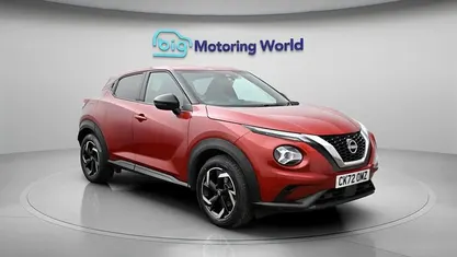 Used Nissan Juke N-Connecta 114 HP (83 kW) 2023 Red SUV