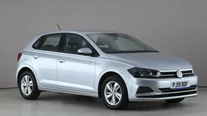 Używany VW Polo SE 65 KM (47 kW) 2019 Srebrny Hatchback