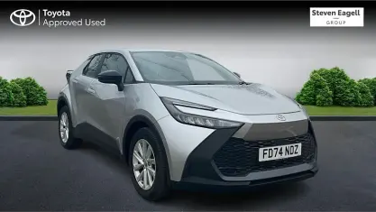 Used Toyota C-HR 140 HP (102 kW) 2026 SUV