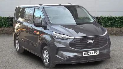 Used Ford Transit Custom Limited 136 HP (100 kW) 2025 Van