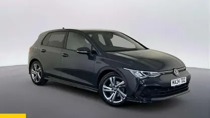 Second-hand VW Golf VIII R-line 131 CP (96 kW) 2024 Hatchback