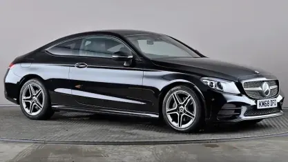 Usado Mercedes C200 AMG Line Premium 184 HP (135 kW) 2020 Coupé
