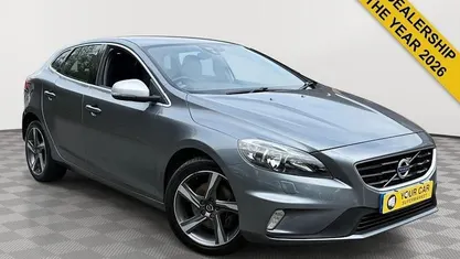 Used Volvo V40 R-Design 122 HP (89 kW) 2019 Hatchback