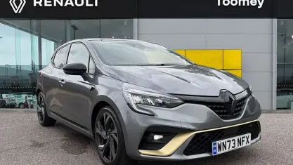 Used Renault Clio Engineered 145 HP (106 kW) 2023 Grey  Hatchback