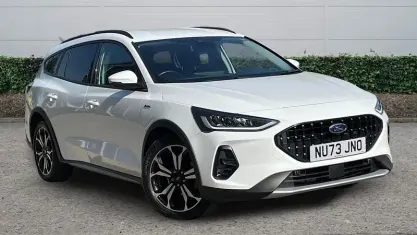 Begagnad Ford Focus Active X 125 HK (91 kW) 2024 Kombi