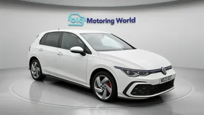 Used VW Golf VIII GTE 245 HP (180 kW) 2023 White Hatchback