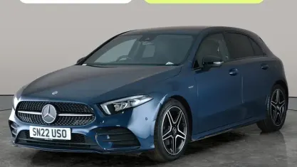 Used Mercedes A180 Executive 136 HP (100 kW) 2022 Blue Hatchback