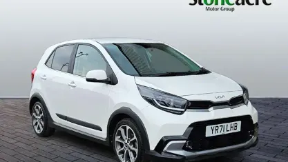 Used Kia Picanto X-Line 67 HP (49 kW) 2022 White Hatchback