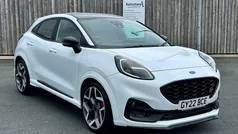 White Used 2022 Ford Puma ST Hatchback | £17,500 (Fair price)