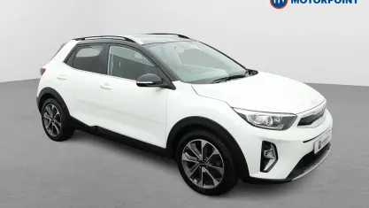 Used Kia Stonic 120 HP (88 kW) 2022 White SUV