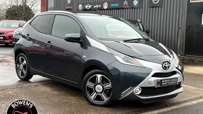 Used Toyota Aygo X-clusiv 69 HP (50 kW) 2016 Hatchback