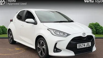Used 2025 Toyota Yaris Hybrid Design Hatchback | £20,547 (Fair price)