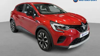 Used Renault Captur Evolution 143 HP (105 kW) 2023 Red SUV