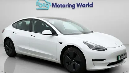 Used 2023 Tesla Model 3 Long Range AWD Sedan | £18,800 (Fair price)
