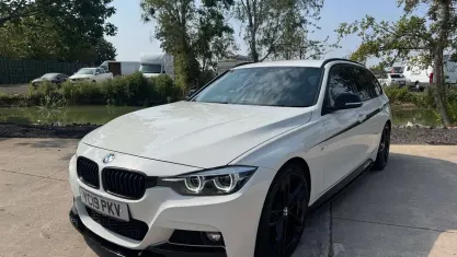 Used BMW 320 M Sport 184 HP (135 kW) 2019 White Estate