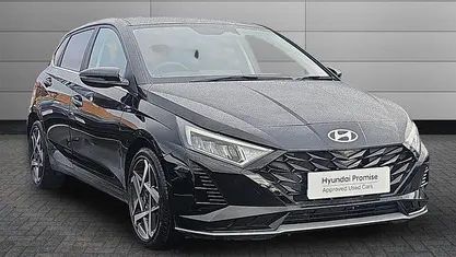 New Hyundai i20 Premium 101 HP (74 kW) 2025 Black Hatchback