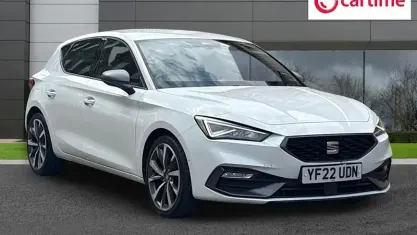 Used Seat Leon FR Sport 131 HP (96 kW) 2022 White Hatchback