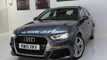 Używany Audi A3 Sportback S-Line 116 KM (85 kW) 2019 Hatchback