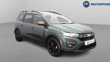 Used Dacia Jogger Extreme 141 HP (103 kW) 2024 Green MPV