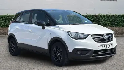 Used Vauxhall Crossland X S 110 HP (80 kW) 2019 White SUV
