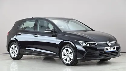 Used VW Golf VIII Life 131 HP (96 kW) 2023 Black Hatchback
