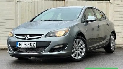 Used 2015 Vauxhall Astra Design Edition Hatchback | £3,995 (Good price)