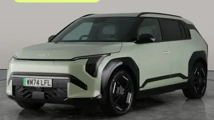 Used Kia EV3 GT-Line 150 kW (204 HP) 2025 Green SUV