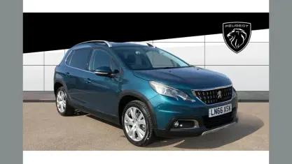 Używany Peugeot 2008 Allure 110 KM (80 kW) 2016 Zielony SUV