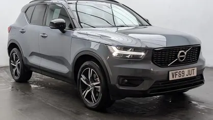 Grey Used 2019 Volvo XC40 R-Design SUV | £18,550 (Fair price)