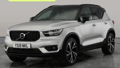 Used 2020 Volvo XC40 R-Design Pro SUV | £23,407 (Fair price)