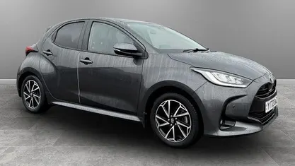 Used Toyota Yaris Hybrid Design 116 HP (85 kW) 2025 Hatchback