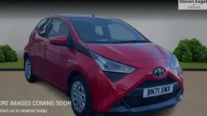 Gebraucht Toyota Aygo X-play 72 PS (52 kW) 2021 Kleinwagen