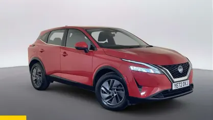Begagnad Nissan Qashqai Acenta Premium 158 HK (116 kW) 2022 Röd SUV