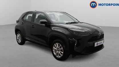 Used 2025 Toyota Yaris Hybrid Estate | £17,399 (Super price)